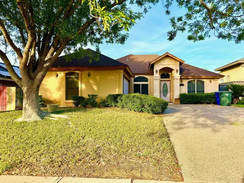 8909 Tucson Ln, Laredo, TX 78045 photo 1