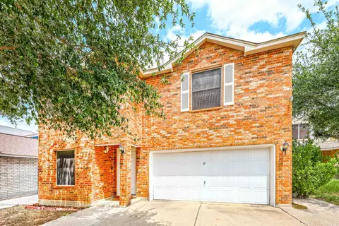 607 Pinos Cr, Laredo, TX 78043 photo 1