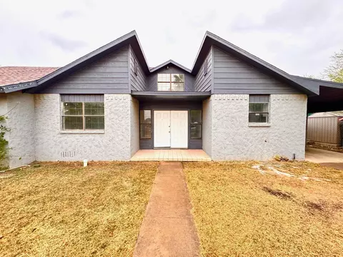 500 Orleans Lp, Laredo, TX 78045 photo 1