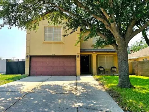3016 Sundance Lp, Laredo, TX 78045 photo 1