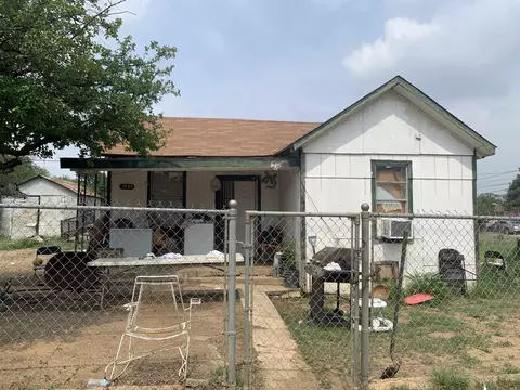 2620 San Salvador St, Laredo, TX 78046