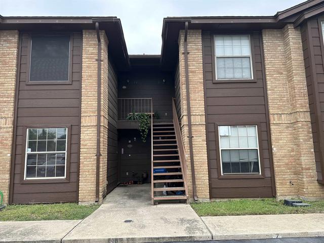 Homes For Sale in 78041, TX | Real Estate & Listings | Movoto