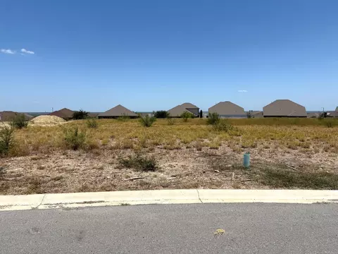 58 Finca Loop, Laredo, TX 78045 photo 6