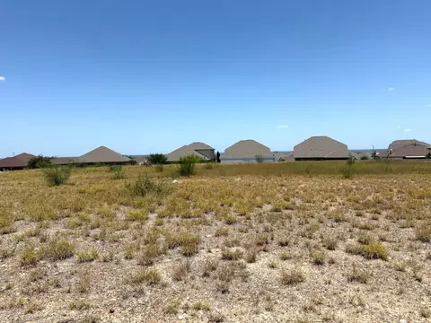 58 Finca Loop, Laredo, TX 78045 photo 8