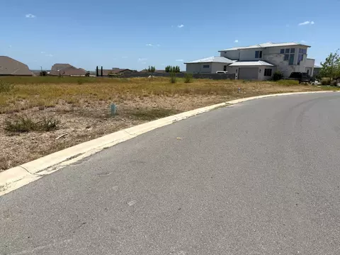 70 Finca Loop, Laredo, TX 78045