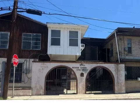 520 Hidalgo St #1, Laredo, TX 78040