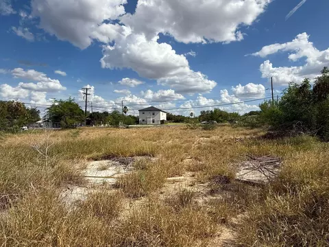 Canada & O'kane, Laredo, TX 78043 photo 15