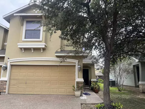 9310 Albany Dr #60, Laredo, TX 78045