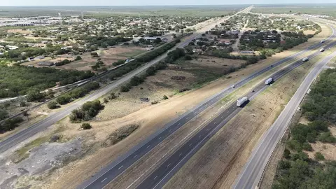 600 S Main St, Encinal, TX 78019
