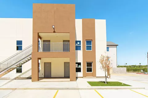315 Dorel Dr #101, Laredo, TX 78043