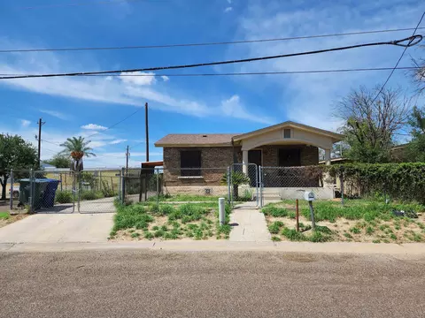 2202 Blaine St, Laredo, TX 78043