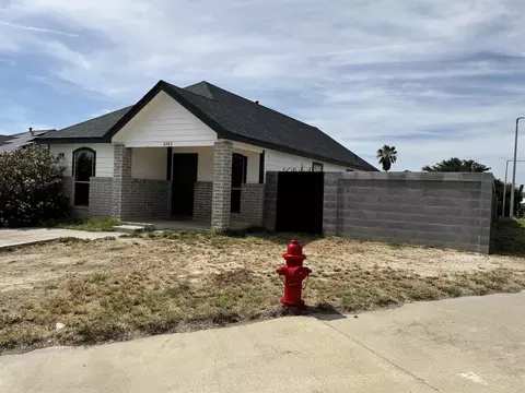 3268 Saint Kathryn Lp, Laredo, TX 78046 photo 1