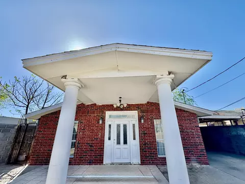 4520 La Cienega Ln, Laredo, TX 78046