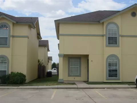 1000 Ranchway Dr #83, Laredo, TX 78045