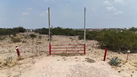 Rancho Barranco Rd, Laredo, TX 78045