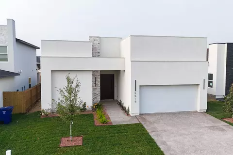 5515 Raven Dr, Laredo, TX 78046
