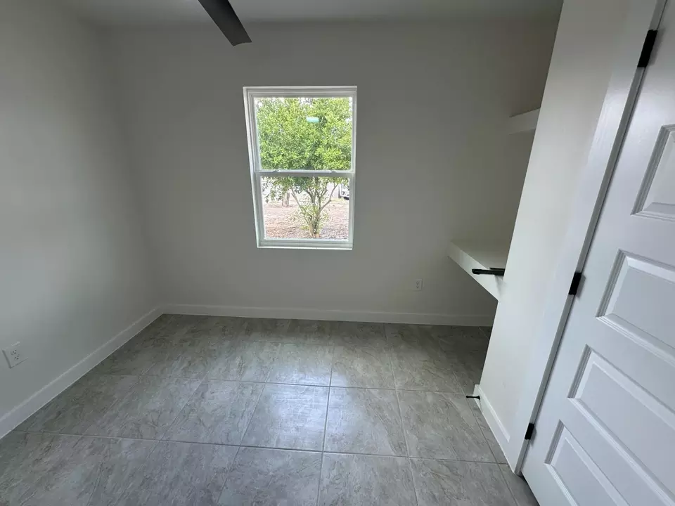 Bedroom - 4640 Monterrey Lp, Laredo, TX 78041 photo 3 of 3
