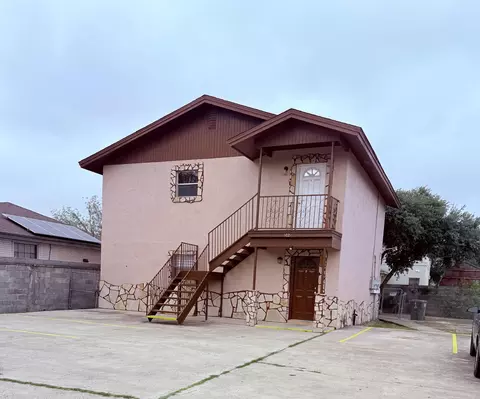 502 El Monte Lp, Laredo, TX 78045 photo 1
