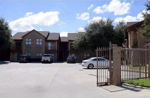9802 Cantera Ct #1004, Laredo, TX 78045