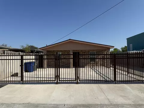 2210 Blaine St, Laredo, TX 78046
