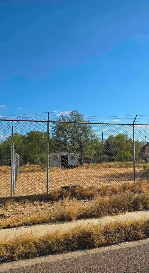 3103 E Frost St, Laredo, TX 78043 photo 1
