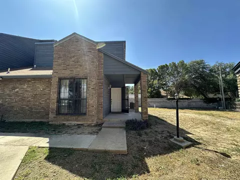 201 E Del Mar Blvd #113, Laredo, TX 78041