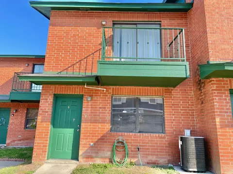 8915 Mcpherson Rd #4-A, Laredo, TX 78045