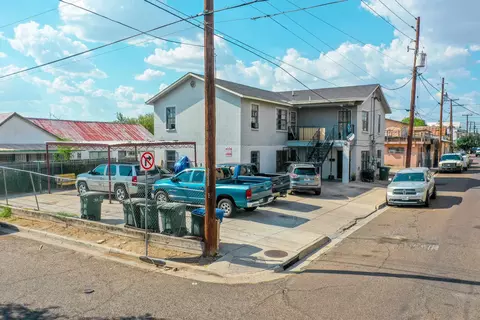 1702 Iturbide St, Laredo, TX 78040