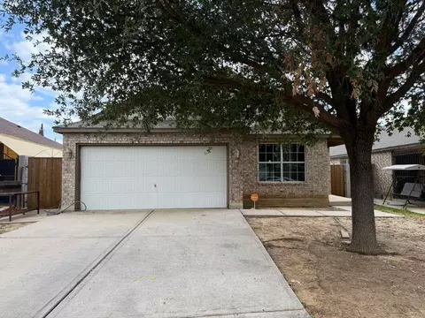 613 Cuervo Dr, Laredo, TX 78045
