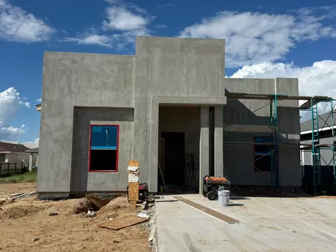 3808 Yoyis St, Laredo, TX 78046