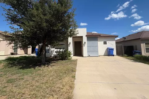 5711 Moses Lp, Laredo, TX 78046 photo 1