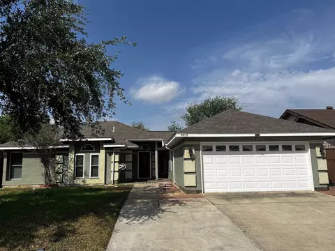 8608 St John Lp, Laredo, TX 78045 photo 1