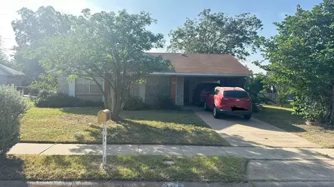 205 Maguey Dr, Laredo, TX 78041 photo 1