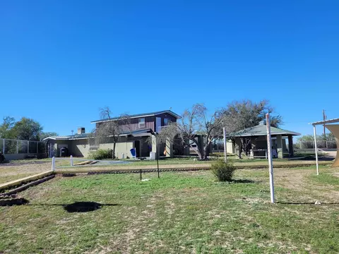 1000 Us Hwy 359, Mirando City, TX 78369