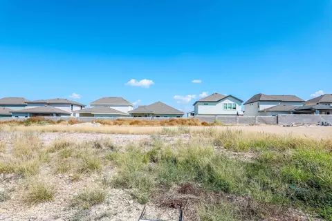 View/Area - 522 Journey Loop, Laredo, TX 78045 photo 11 of 12