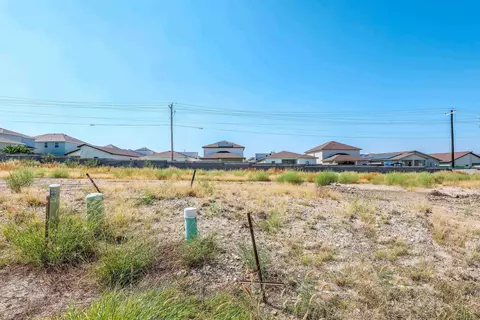 Exterior - 519 Journey Loop, Laredo, TX 78045 photo 2 of 2