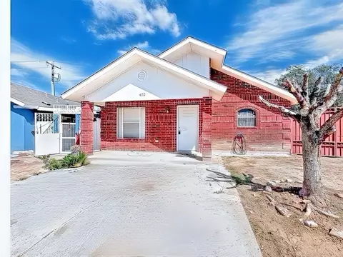 402 Prescott Lp, Laredo, TX 78043