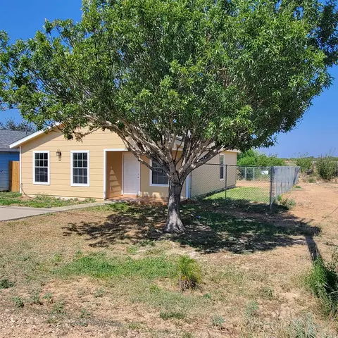 1206 Paseo De Danubio, Laredo, TX 78046
