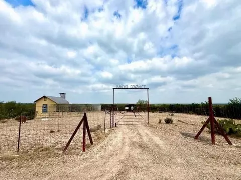 350 Ranch Road 7152l, Laredo, TX 78046