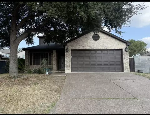 2820 Centenario Dr, Laredo, TX 78045 photo 1