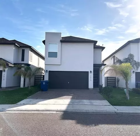7913 Elka Lp, Laredo, TX 78045 photo 1