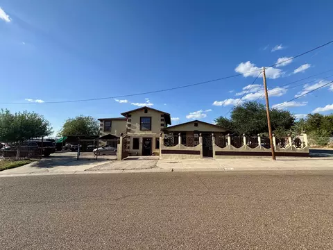 1820 Ireland St, Laredo, TX 78046