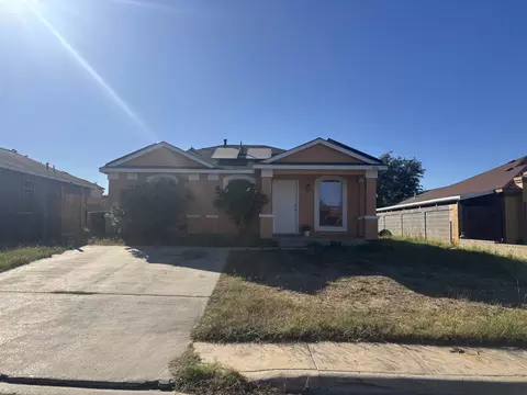 2616 Comal Lp, Laredo, TX 78046 photo 1