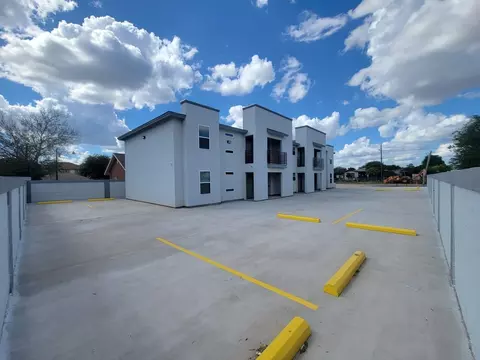 2103 Napoleon St #3, Laredo, TX 78043