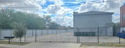 2103 Napoleon St #3, Laredo, TX 78043