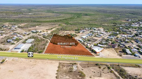 104 Texas St, Zapata, TX 78076
