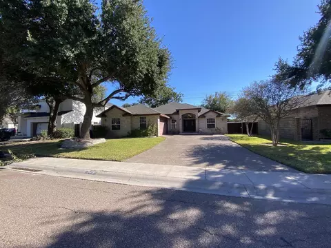 2415 Sutton Ct, Laredo, TX 78045