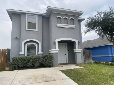 1535 Port Texas Dr, Laredo, TX 78045