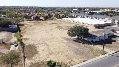 1419 E Hillside Rd, Laredo, TX 78041 photo 11