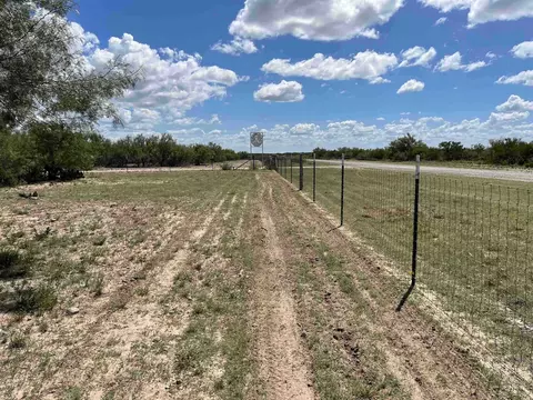 439 Ranch Road 7016c, Laredo, TX 78043 photo 12